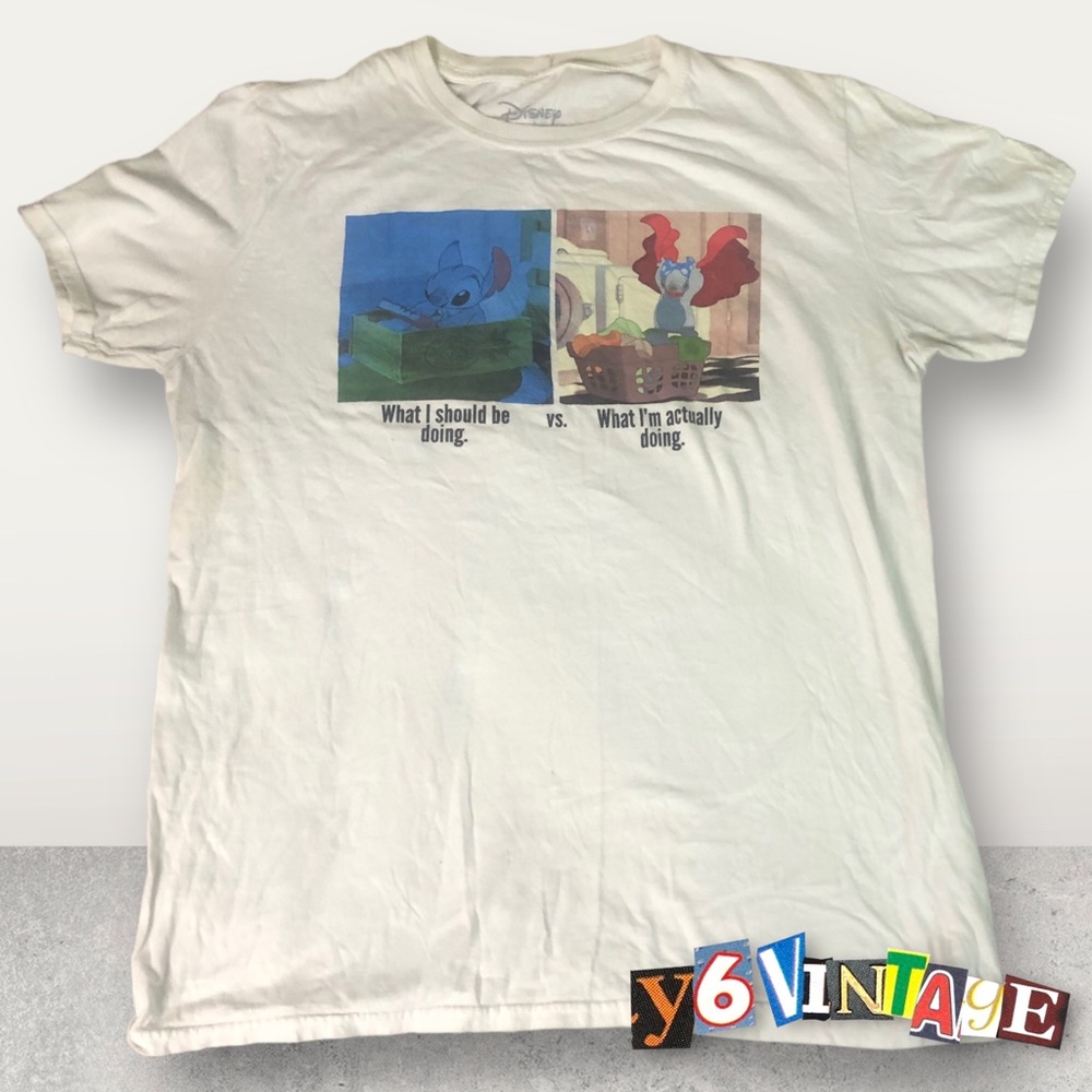 (❌SOLD ON DEPOP)Small White Disney Lilo And Stitch  Tee Shirt